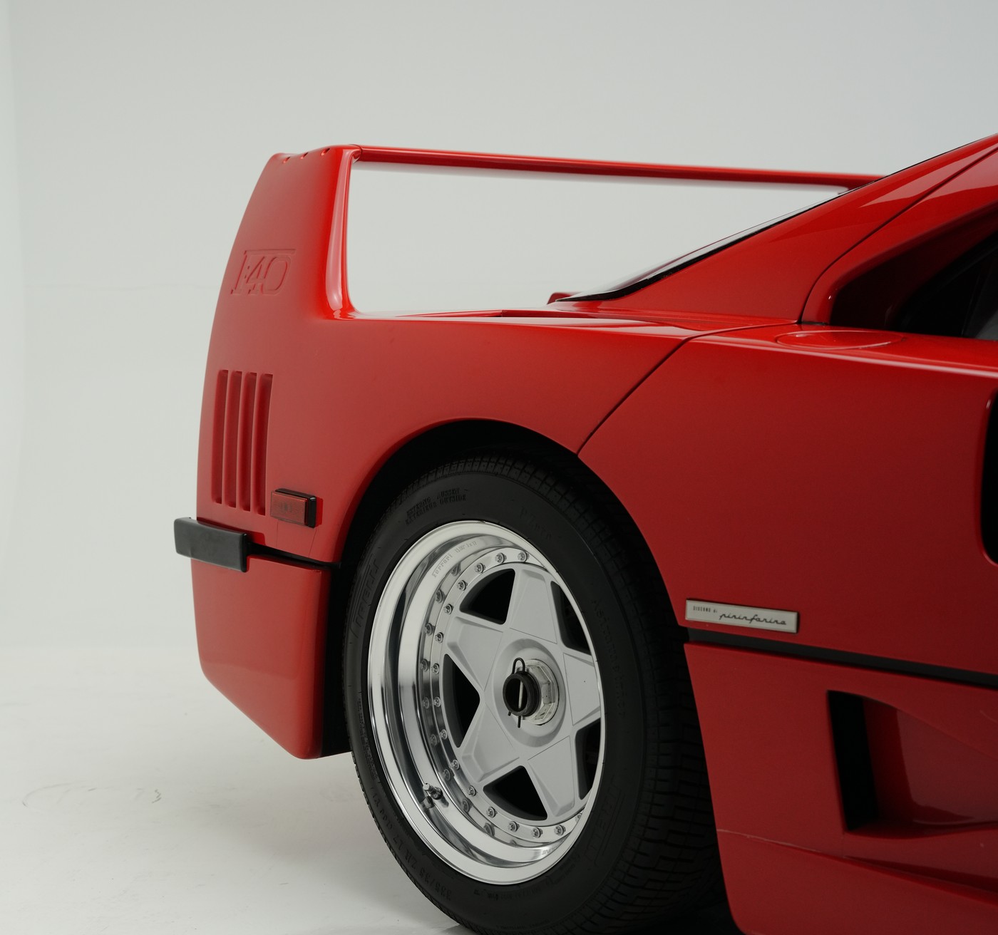 1990 Ferrari F40 image 3